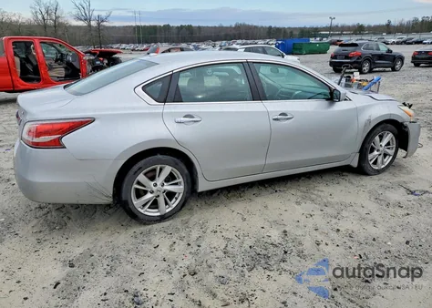 2015 Nissan Altima 2.5 Sv z USA, uszkodzony, nr VIN 1N4AL3APXFC287577